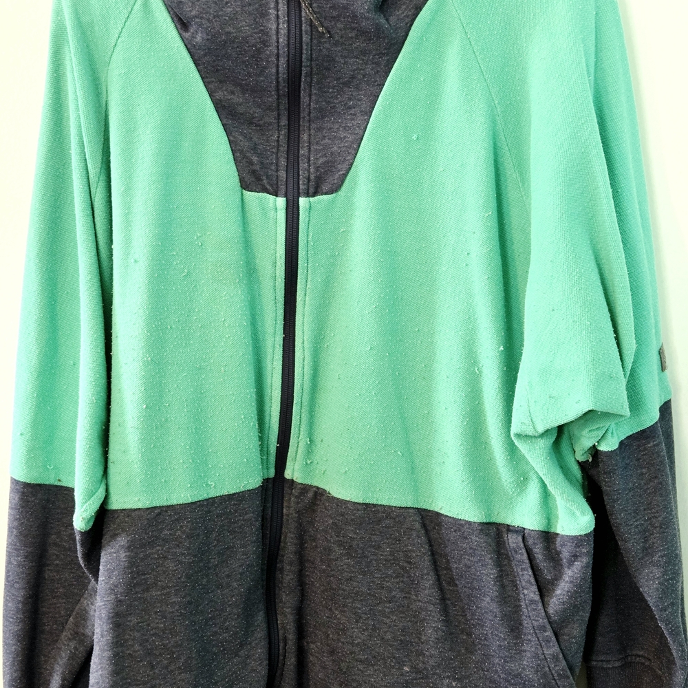 Columbia Teal and Navy Jacket